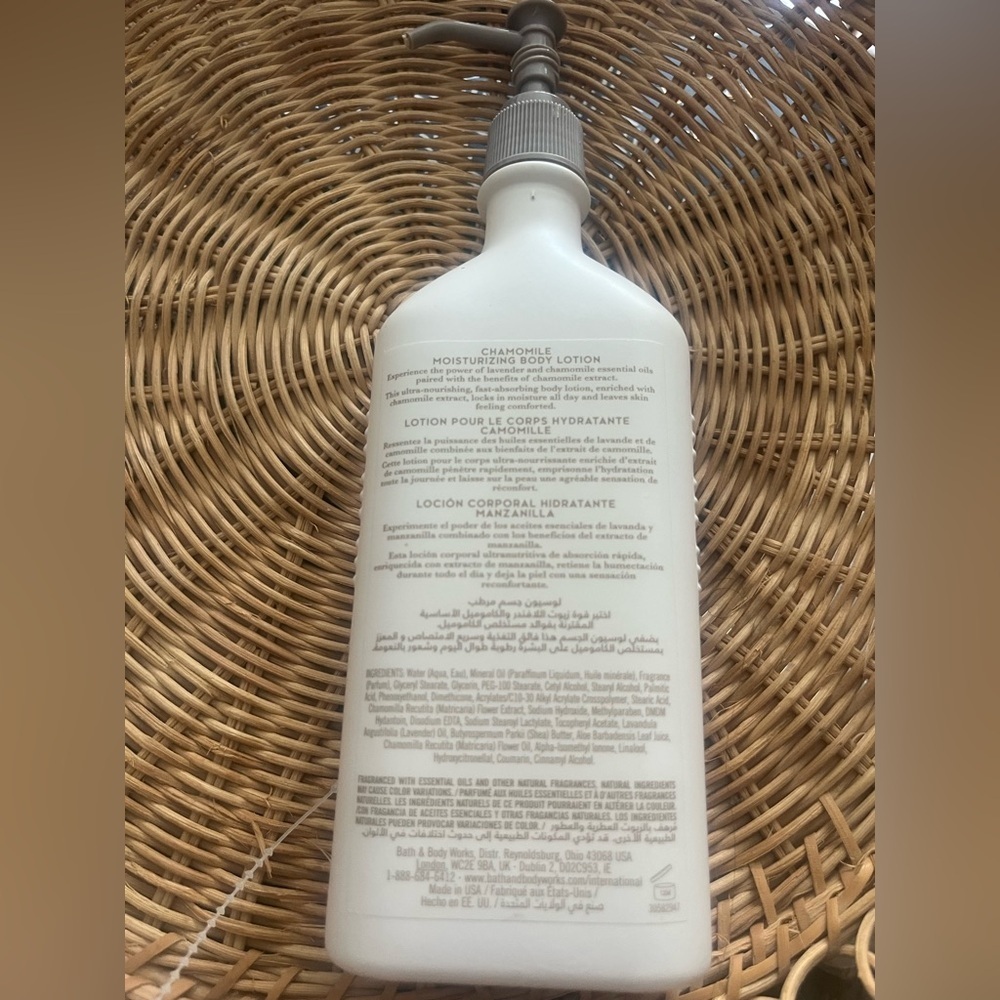 Bath and Body Works Aromatherapy SLEEP CHAMOMILE LAVENDER Body Lotion 8 oz Rare - Picture 2 of 2